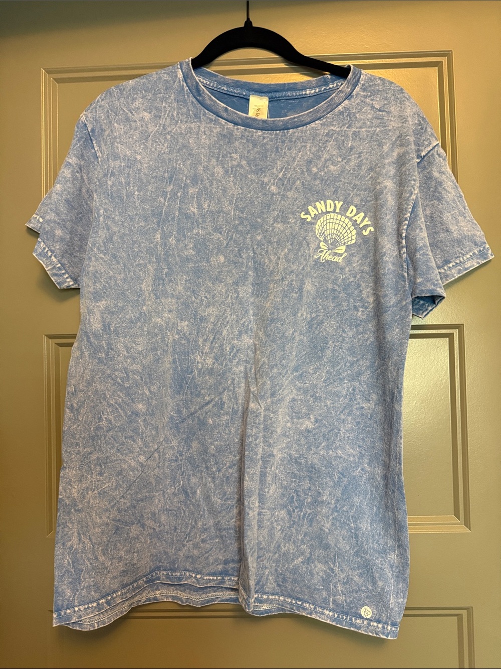 Altar'd State Sandy Days Washed Blue Graphic Tee NWT